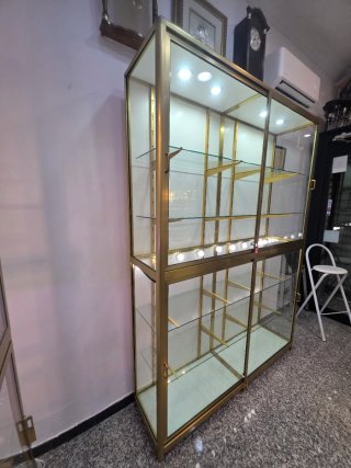 Vitrinas y mostrador para comercio
