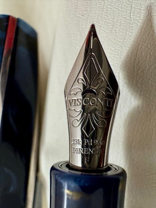 Pluma Visconti Divina Elegance