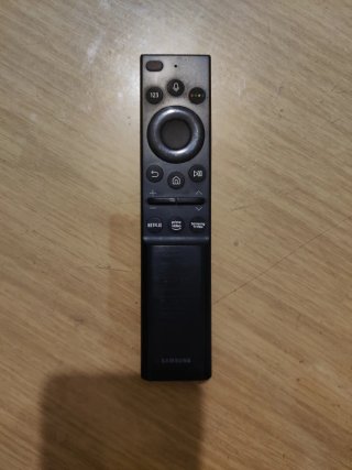 Samsung 43AU8000 4K Smart TV