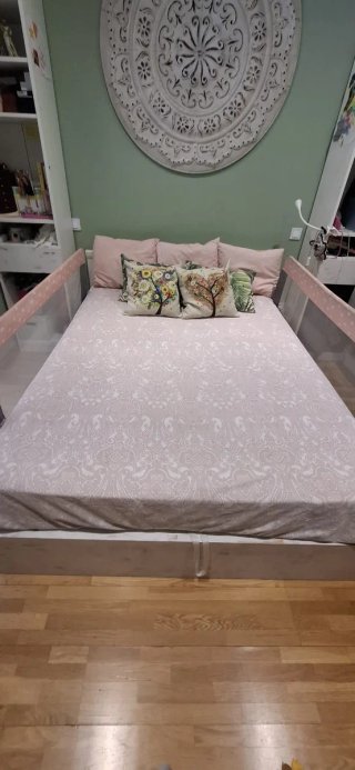 Cama Ikea con canapé madera + colchon