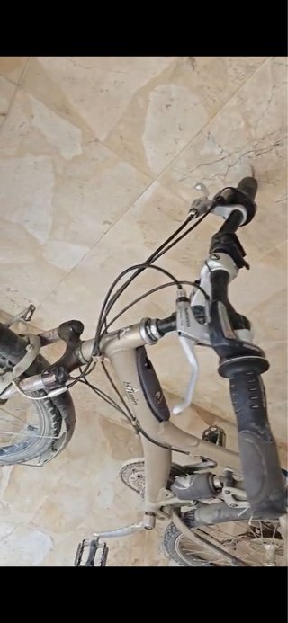 Bicicleta de ciudad B'Twin