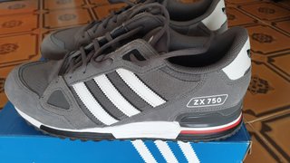 Adidas ZX 750 Grigio Bianco Scarpe Uomo