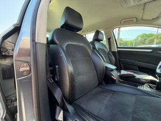 Skoda Superb 2012 Combi VOLANTE A LA DERECHA (RHD)