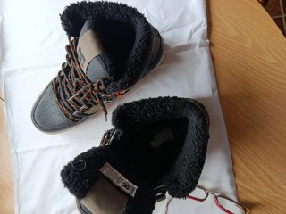 Botas DC Shoes Negras con Borreguito Talla 42