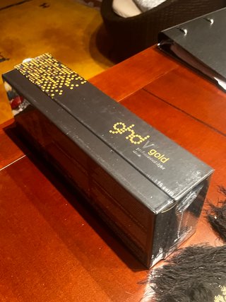 Plancha GHD V Gold Negra y Dorada