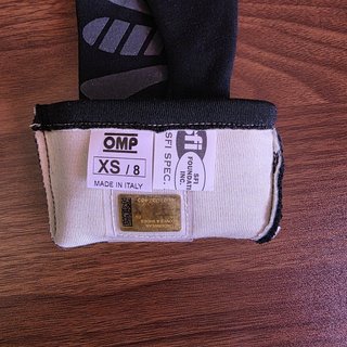 Guantes OMP First-S Talla XS FIA 8856
