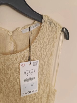 Vestido Zara midi encaje fruncido S