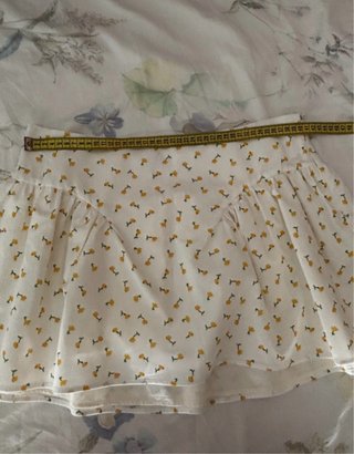 Falda Zara Estampada Flores Talla L