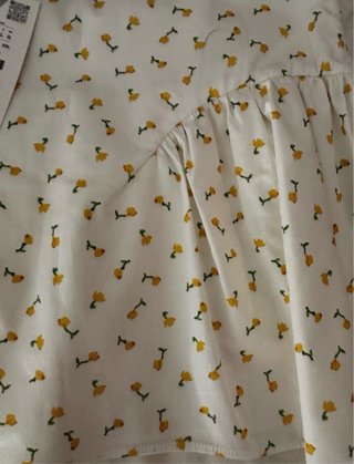 Falda Zara Estampada Flores Talla L