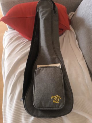 Ukelele tenor SNAIL SUT-M2 en perfecto estado!