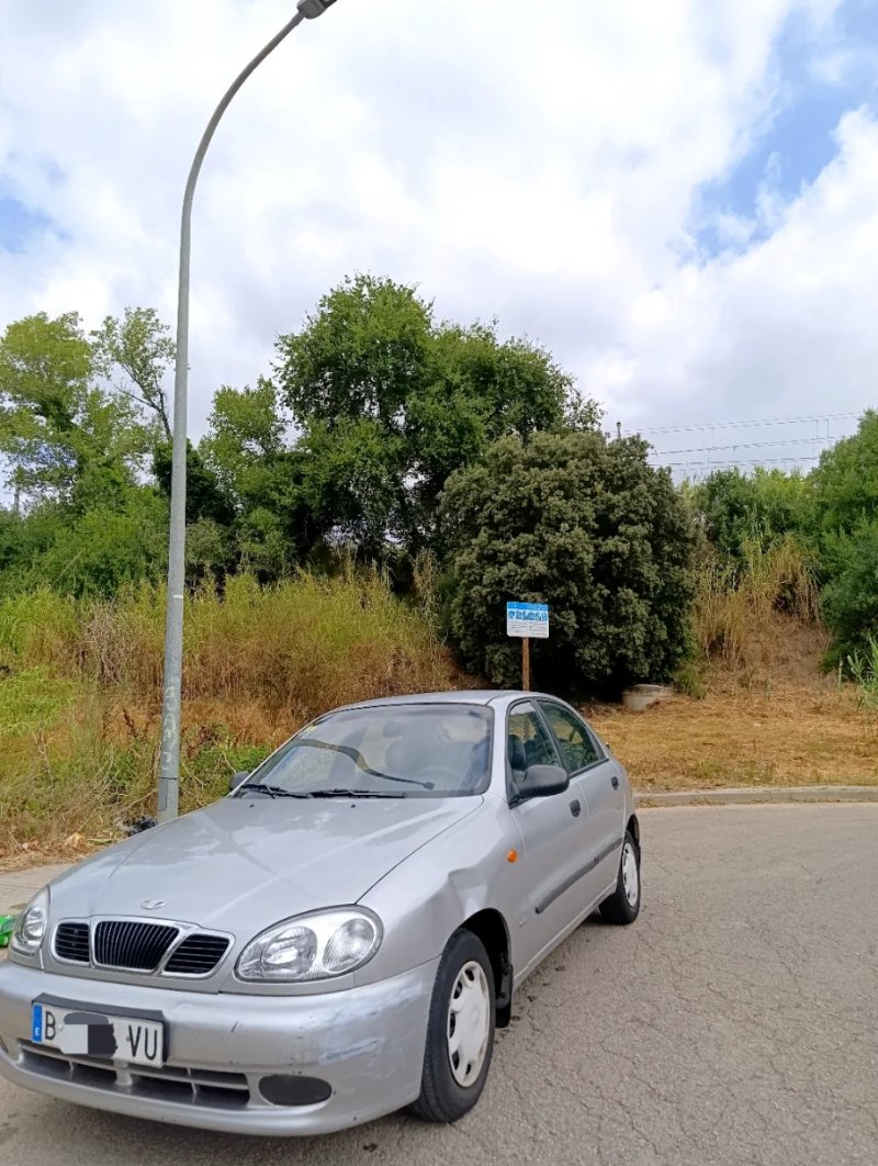 Daewoo Lanos 1997 - foto 1