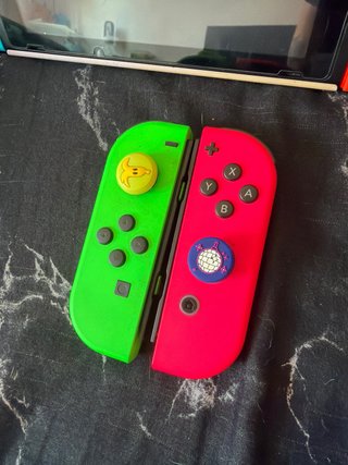 Nintendo Switch + 4 mandos + juegos