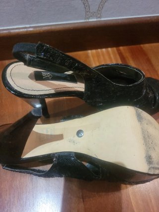 Zapatos de tacón negros con plataforma