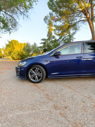 VOLKSWAGEN GOLF 2.0 TDI DSG R-Line