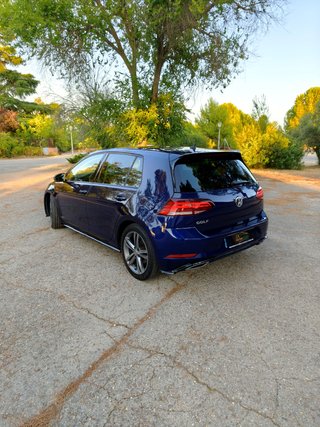 VOLKSWAGEN GOLF 2.0 TDI DSG R-Line