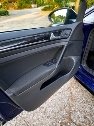 VOLKSWAGEN GOLF 2.0 TDI DSG R-Line