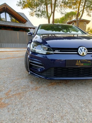 VOLKSWAGEN GOLF 2.0 TDI DSG R-Line