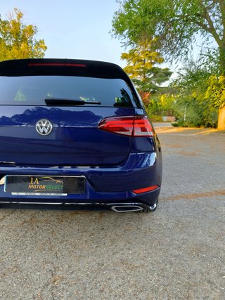 VOLKSWAGEN GOLF 2.0 TDI DSG R-Line
