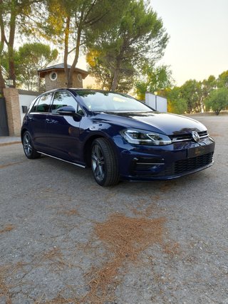 VOLKSWAGEN GOLF 2.0 TDI DSG R-Line