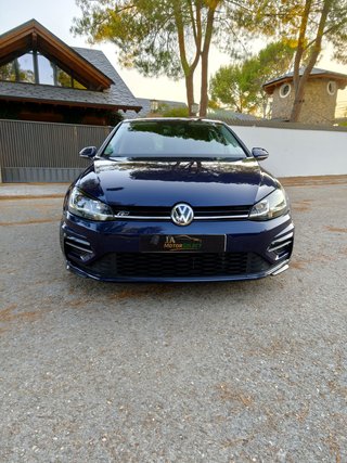 VOLKSWAGEN GOLF 2.0 TDI DSG R-Line