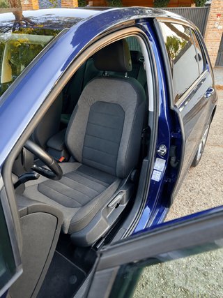VOLKSWAGEN GOLF 2.0 TDI DSG R-Line