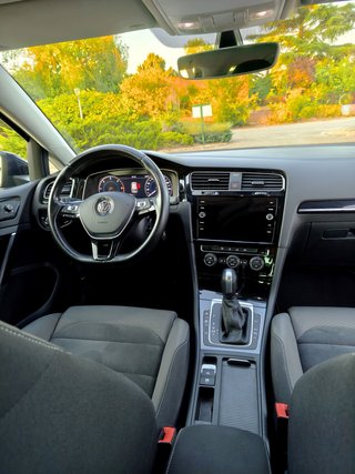 VOLKSWAGEN GOLF 2.0 TDI DSG R-Line