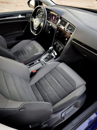 VOLKSWAGEN GOLF 2.0 TDI DSG R-Line