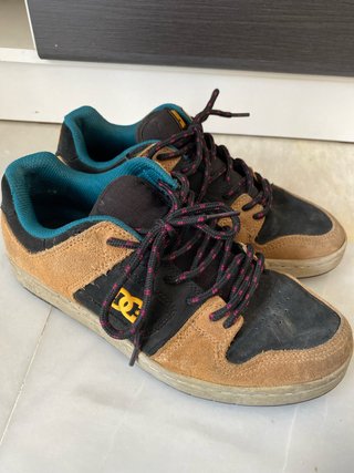 Zapatos DC Shoes Negros y Marrones