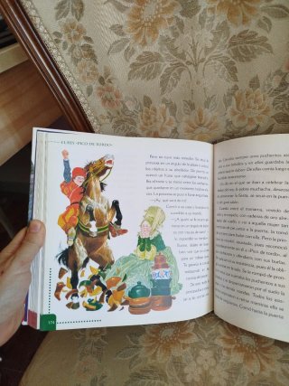 Los mejores cuentos clásicos de Andersen, Grimm...