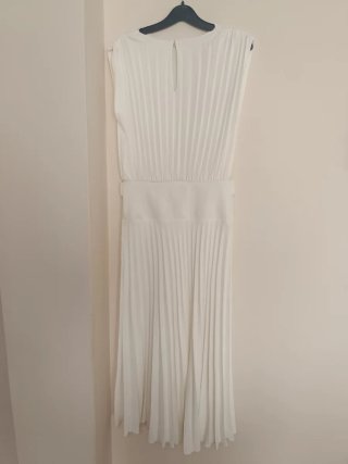 Vestido Zara Plisado Midi Cinturón Talla S