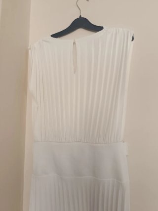 Vestido Zara Plisado Midi Cinturón Talla S