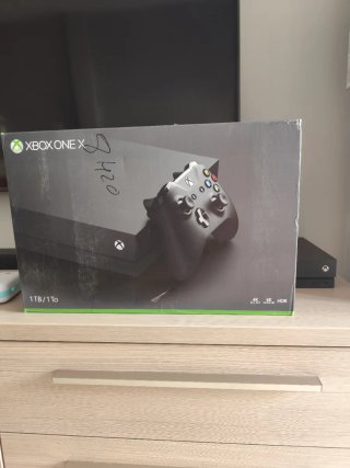Xbox One X 1TB Negra