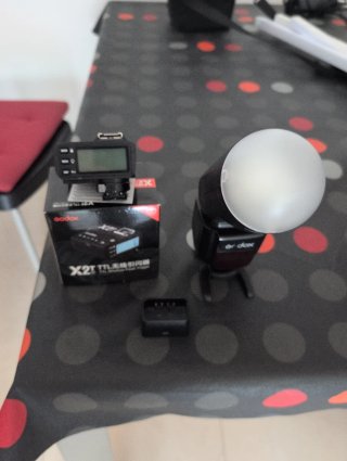 Flash Godox V1s Sony + Disparador X2t