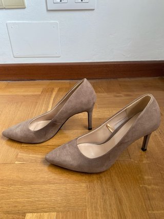 Zapatos de tacón marrones talla 37