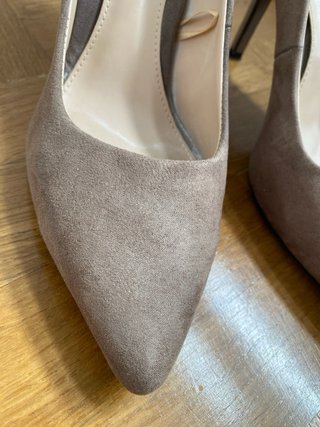 Zapatos de tacón marrones talla 37