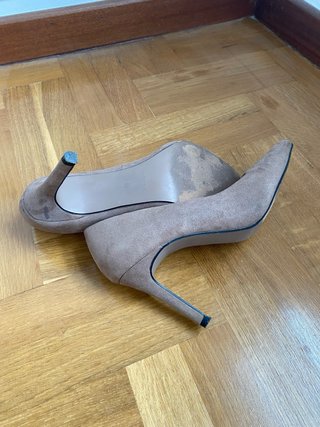 Zapatos de tacón marrones talla 37