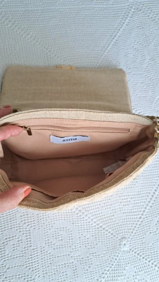 Bolso tela beige cadena dorada