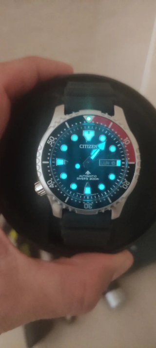 Reloj Citizen 200m