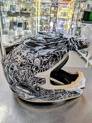 Casco Motocross MT Crossbones Talla M