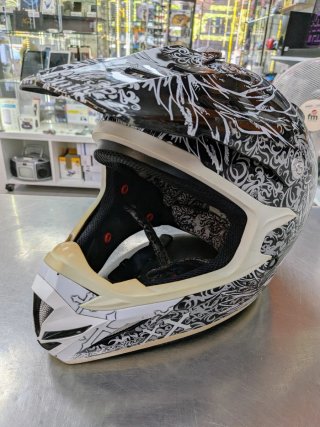 Casco Motocross MT Crossbones Talla M