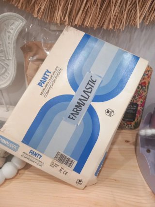 Farmalastic Panty Compresión Fuerte Beige Talla M