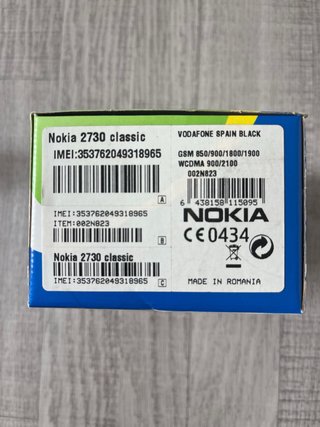 Teléfono Móvil Nokia 2730 Classic Negro