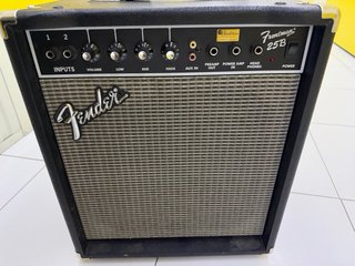 Fender Frontman 25B Amplificador Bajo 25W