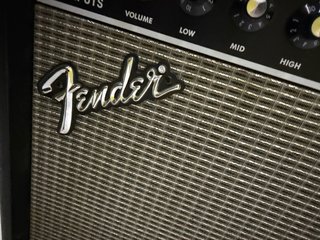 Fender Frontman 25B Amplificador Bajo 25W