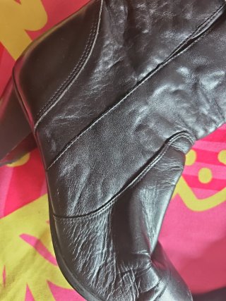 Botas de piel negras marca Dorking by Fluchos