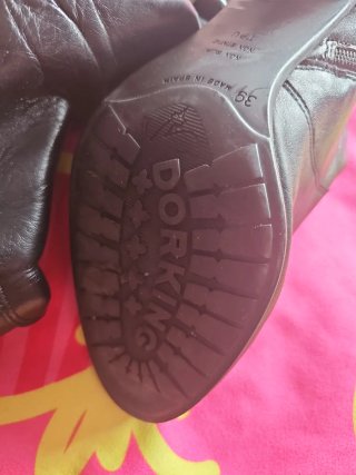 Botas de piel negras marca Dorking by Fluchos