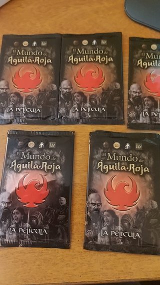 6 Sobres El Mundo de Águila Roja. la pelicula