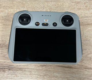 Dron DJI Mini 3