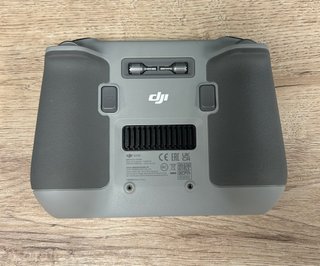 Dron DJI Mini 3