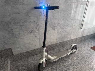 Patinete Eléctrico Xiaomi M365